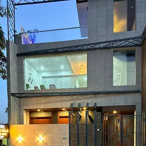 Hotel Saroj, Agra (Uttar Pradesh)