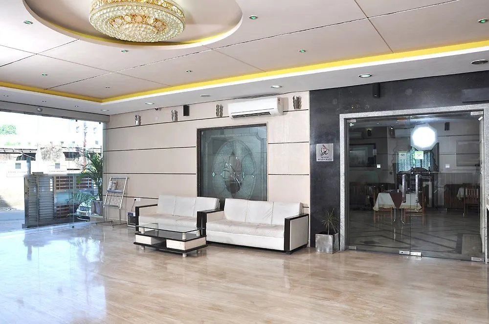 Sun Hotel Agra Агра